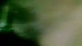 إدخال الأصابع في كسها المنهمر ثم ممارسة الجنس في فتحة مؤخرتها الضيقة