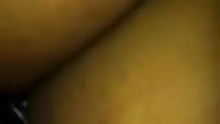 طحن شرجي صارم والعادة السرية حتى قذف متفجر على جميلة نائمة