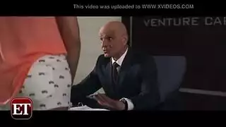 عاهرات برونيت كيت بلوم ودانا ديرموند في مشاهد جنس عنيف وعميق