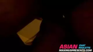 جنس منزلي قذر: شاب وعاهرة يجنحان بالداخل